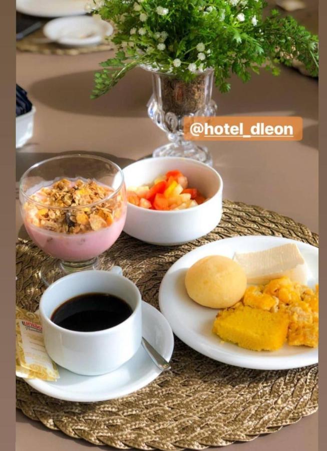 Hotel D'Leon กูรูปี ภายนอก รูปภาพ