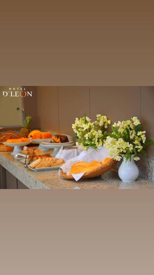 Hotel D'Leon กูรูปี ภายนอก รูปภาพ